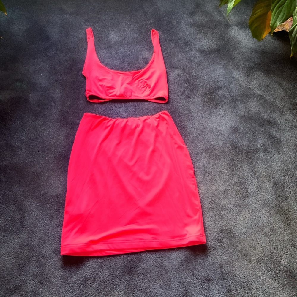 Two Piece Set